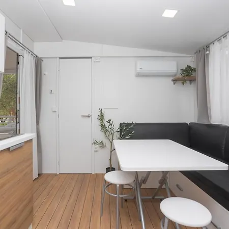 אתר קמפינג Sibenik